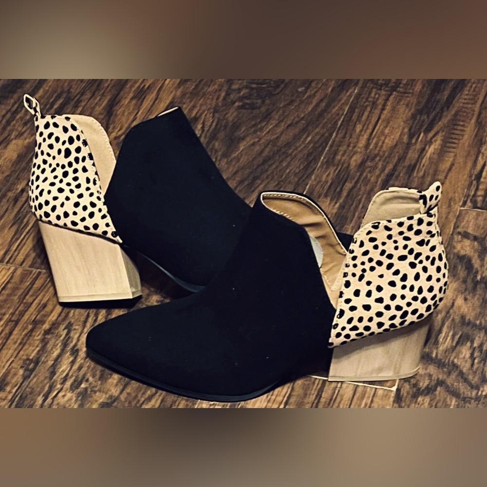Leopard bootie